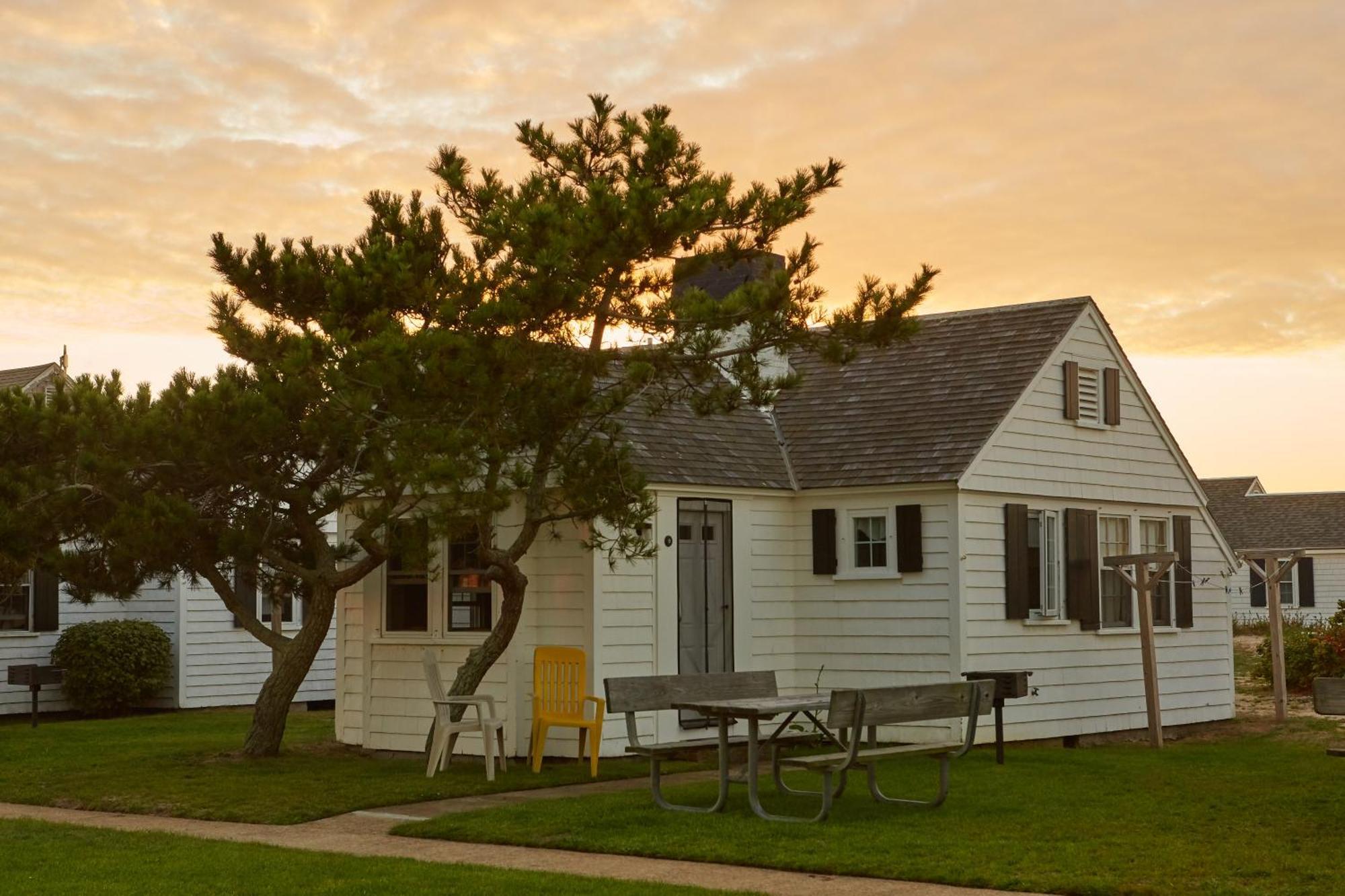 Kalmar Village & Tradewinds North Truro Buitenkant foto